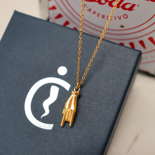 Stainless Steel Chain Necklace – Mano Corno Pendant | L’Iconica