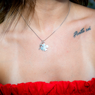 Silver Necklace – Chain, Horn & Clover | Fortuna