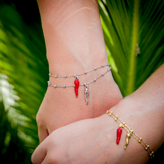 Sterling Silver Bracelet – Beaded Chain & Horn Pendant | Eleganza