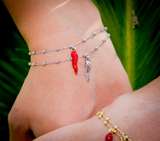 Sterling Silver Bracelet – Beaded Chain & Horn Pendant | Eleganza