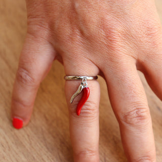 Adjustable Steel Ring – Doppio Corno Pendant | L’Iconica