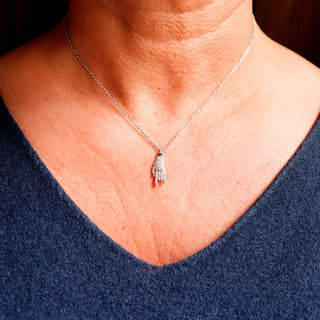 Silver Steel Necklace – Chain, Mano Cornuto & Embedded Zircon | Eleganza