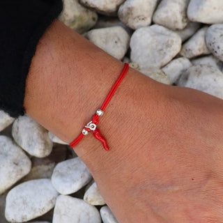 Silver Cord Bracelet – Red Horn Pendant | L’Iconica