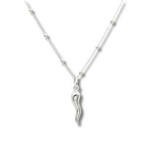 Silver Necklace – Beaded Chain & Horn Pendant | Eleganza